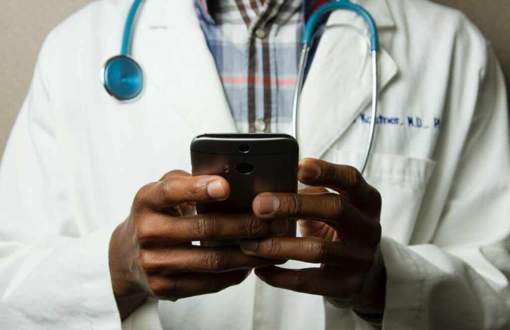 Healthcare software development: A how-to guide for telehealth